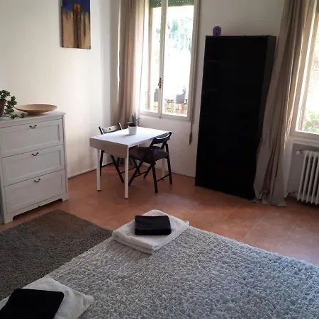 Fran'S House